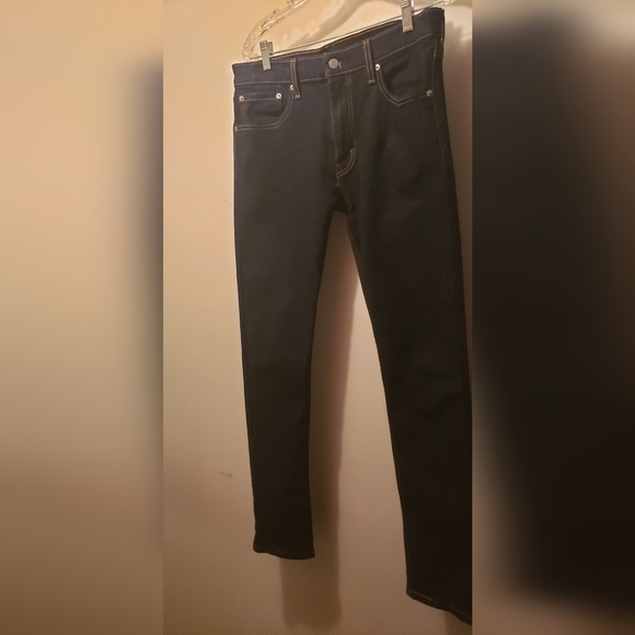 Men's, Levi Strauss & Co. 512, W33x L34 darkwash jeans - Picture 3 of 6